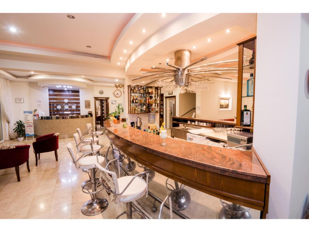 Sammy'S Hotel Kyrenia  Eksteriør billede